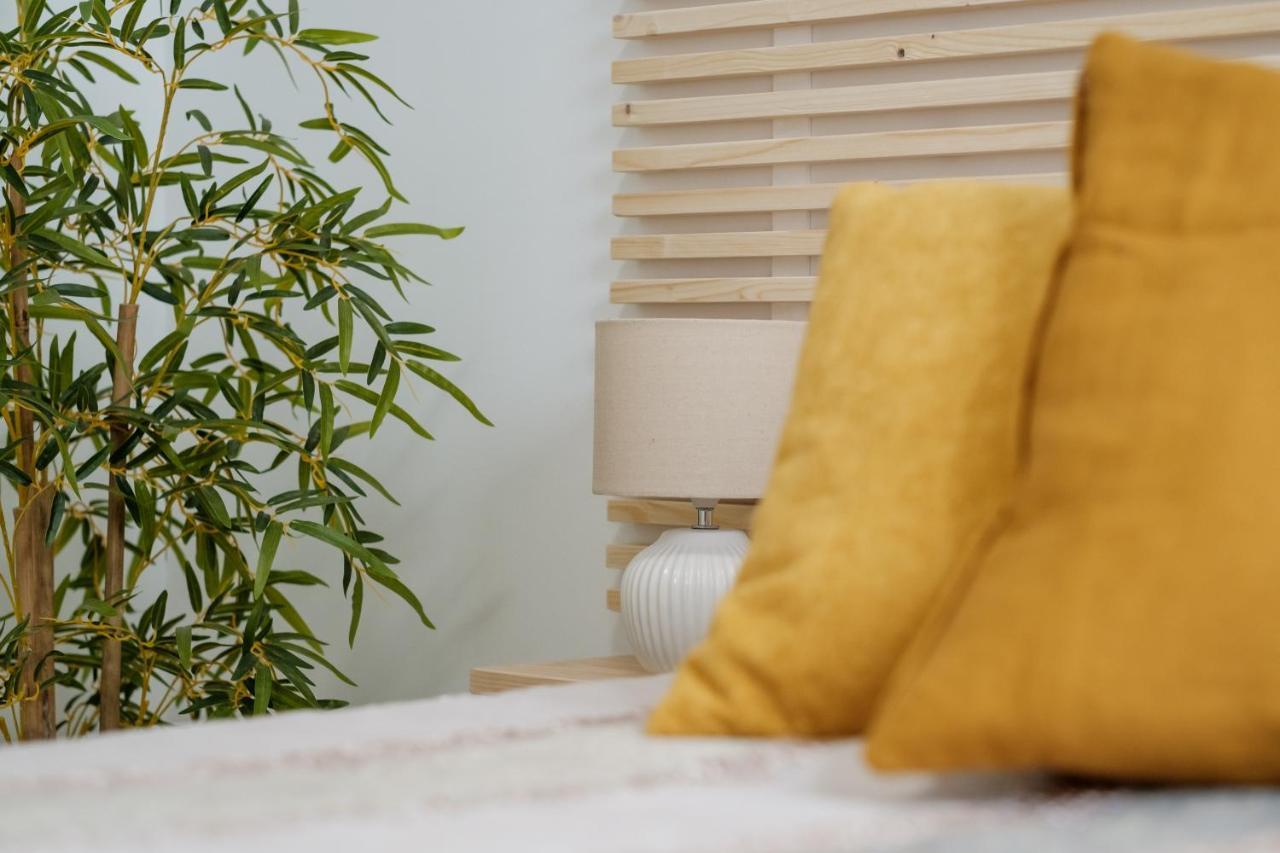 Apartamento Deluxe Con Piscina, Terraza & Parking Málaga Dış mekan fotoğraf