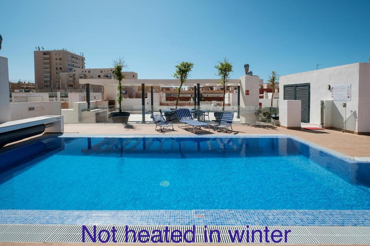 Apartamento Deluxe Con Piscina, Terraza & Parking Málaga Dış mekan fotoğraf